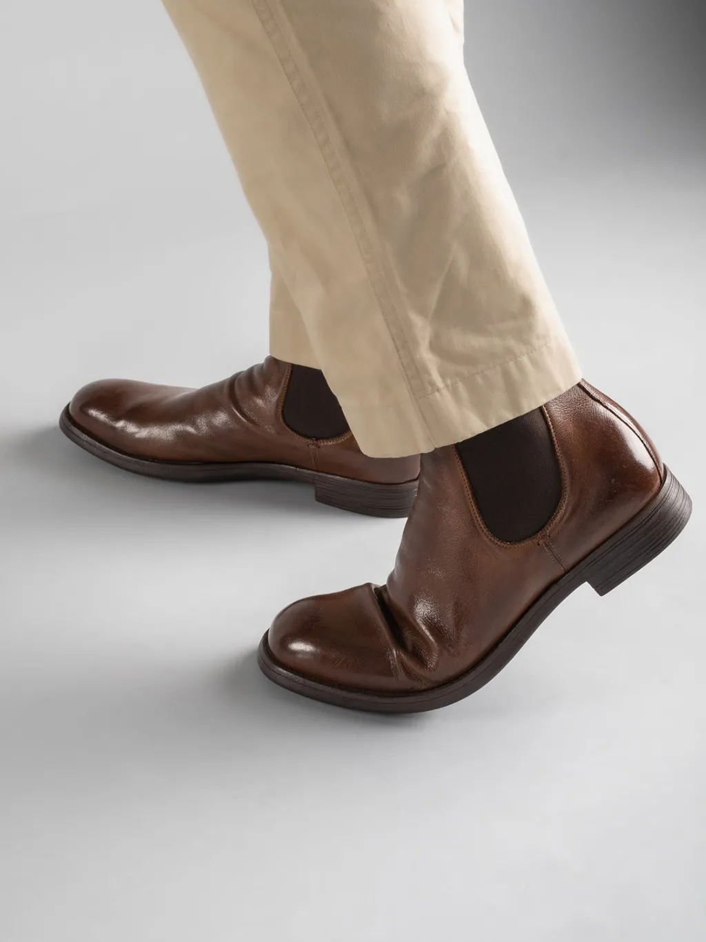 Officine Creative CHRONICLE 002 - Leather Chelsea Boots