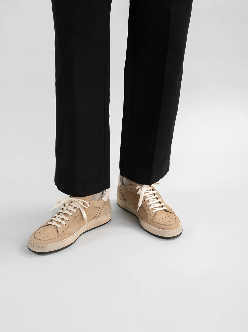 Officine Creative MAGIC 002 - Brown Nabuk Low Top Sneakers